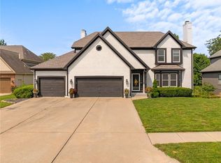 448 SE Youngston Ln, Lees Summit, MO 64063