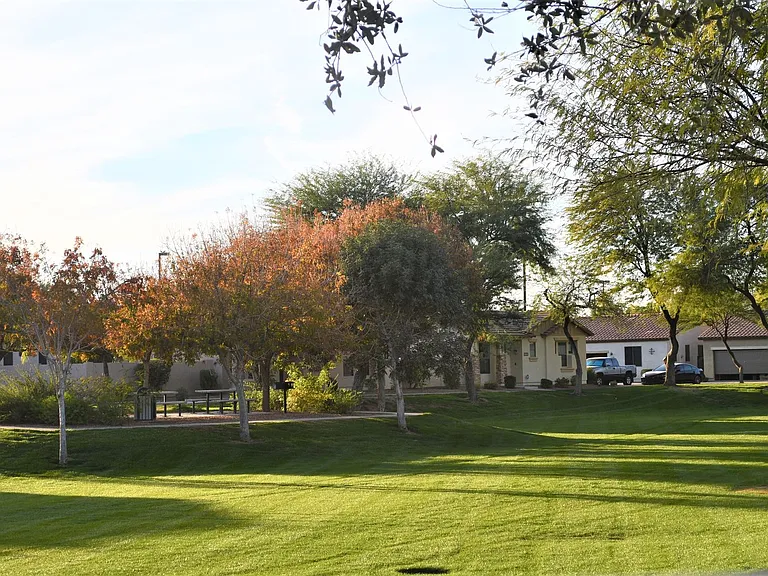 3562 S Wren Dr — Photo 24