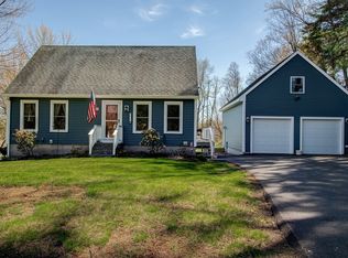 921 Wauwinet Rd, Barre, MA 01005