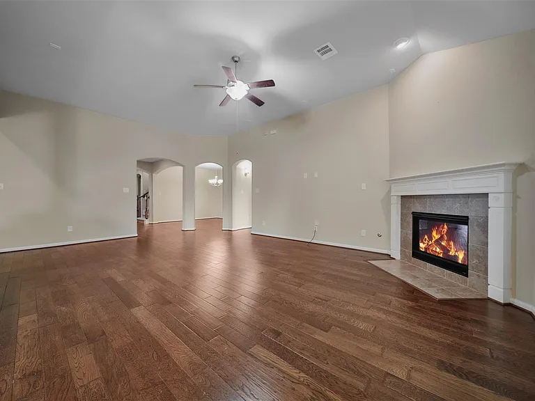 25208 Forest Ledge Dr — Photo 8