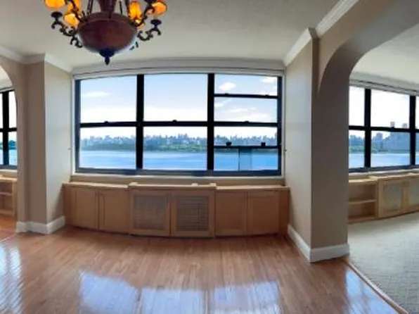 7004 Blvd East image 11 of 43