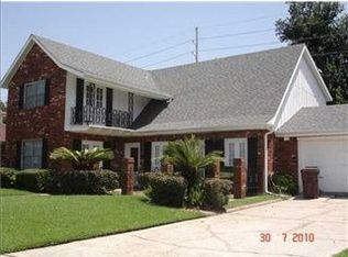 30 Madera Ct, Kenner, LA 70065