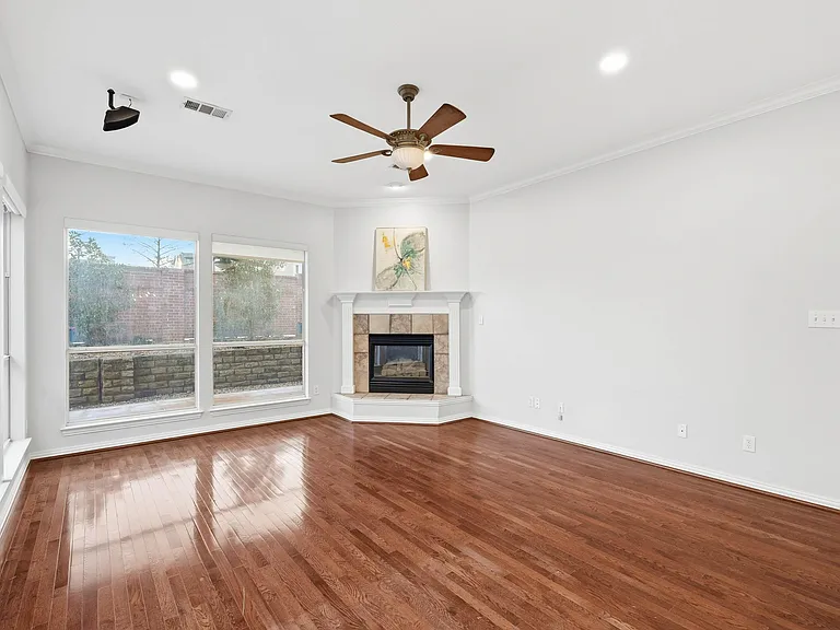 2917 Waterford Dr — Photo 6
