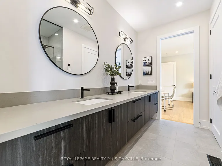 2057 Salvator Blvd — Photo 33