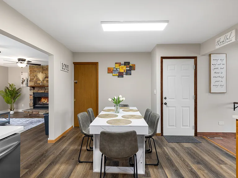 119 W Green Meadows Blvd — Photo 32