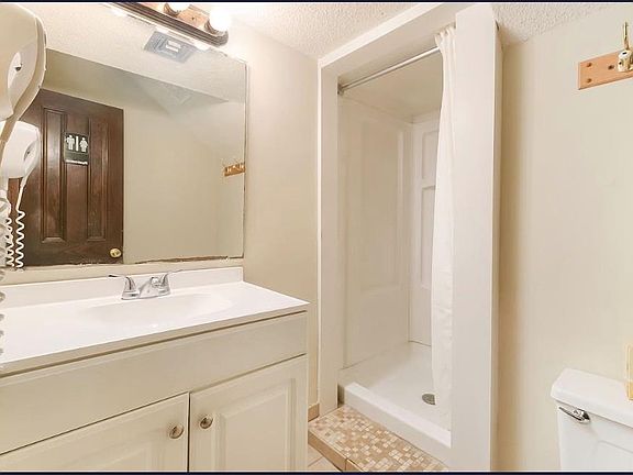 2nd image of 1015 N Rampart St