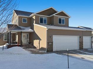 717 35th Ave E, West Fargo, ND 58078