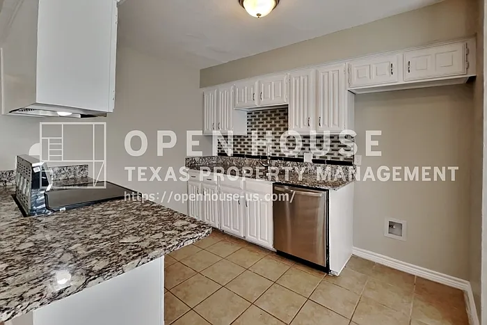 3817 Kippers Ct — Photo 5