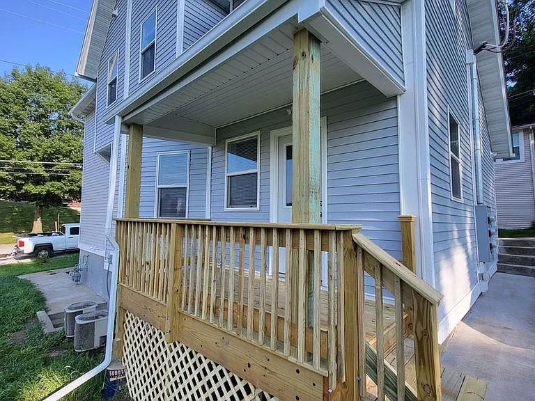 613 Pershing Ave — Photo 27