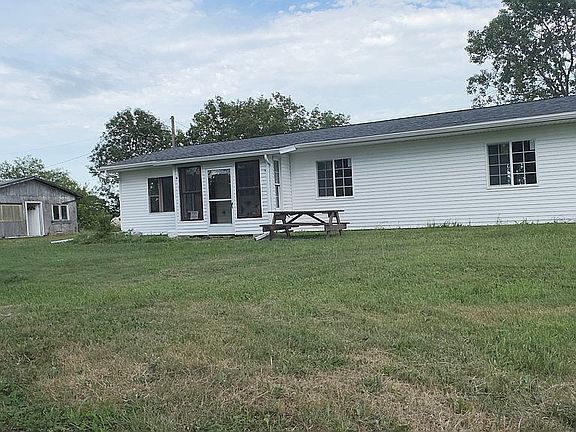 2nd image of 2861 Latcha Rd