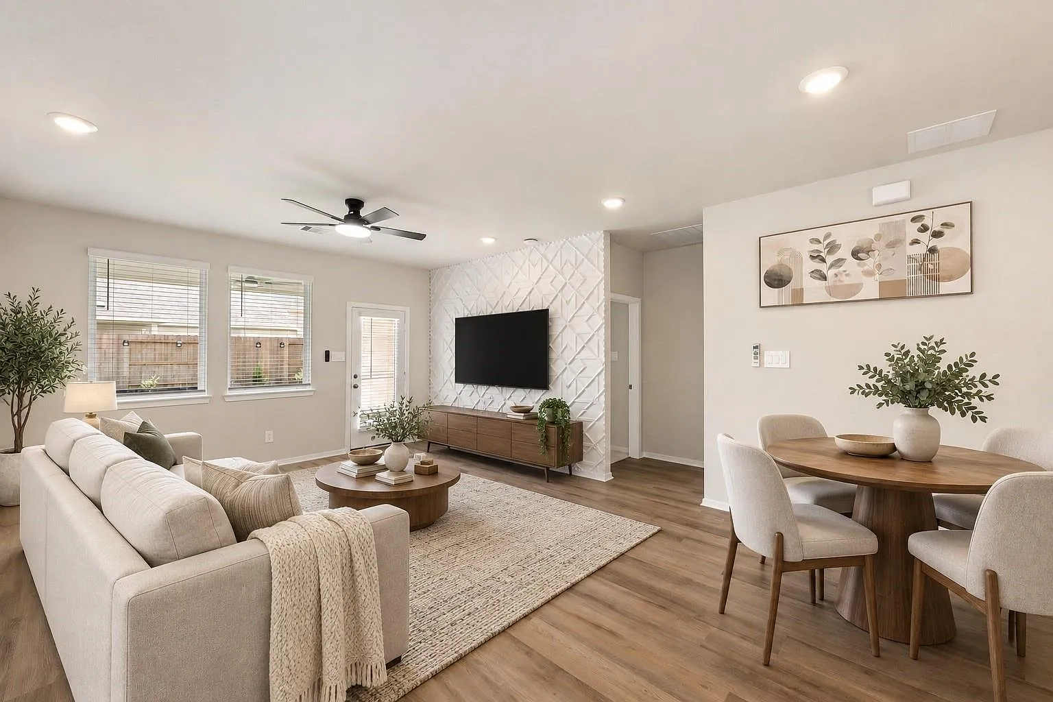 3 bed, 2.0 bath, 1428 sqft, $1,920 — Photo 1