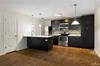 Building Photo - 512 S 9th St #B