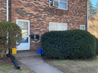 173 Spruce St APT 17, Manchester, CT 06040