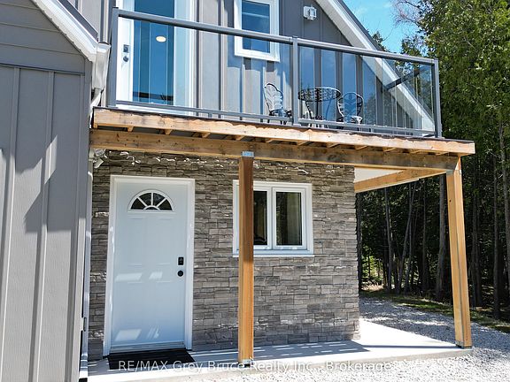 4th image of 751 Pike Bay Rd