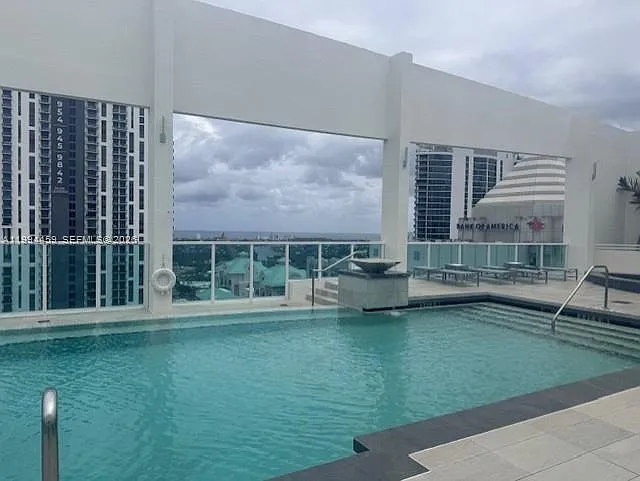 350 Las Olas Place Condo — Photo 3