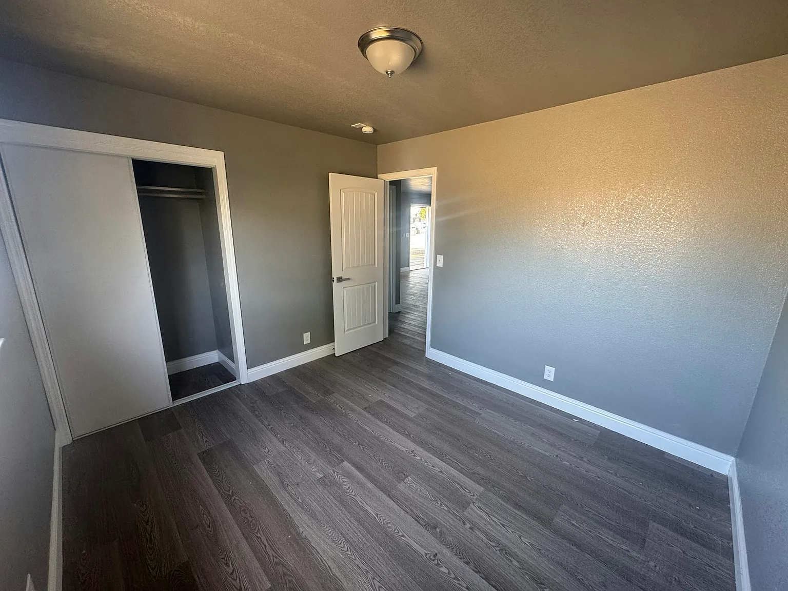 960 South Harris Street, Unit 962 S Harris — Photo 4