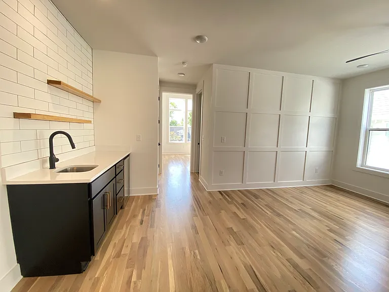 Upstairs Bonus Room & Wet Bar