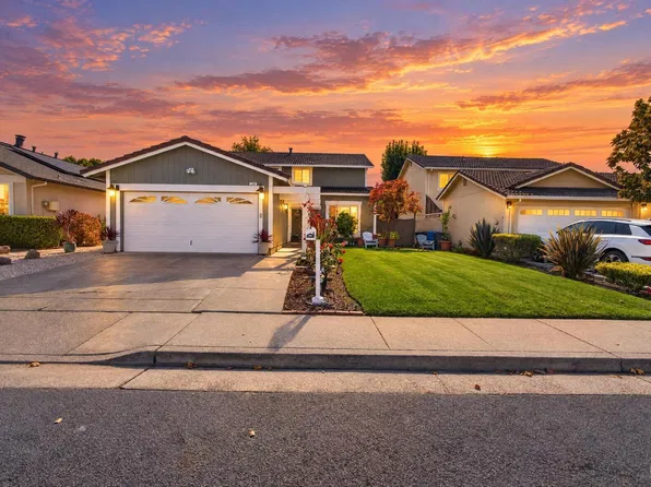 236 Banff Way, Petaluma, CA 94954