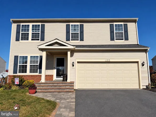 125 Eleven Moons Pl, Stephens City, VA 22655