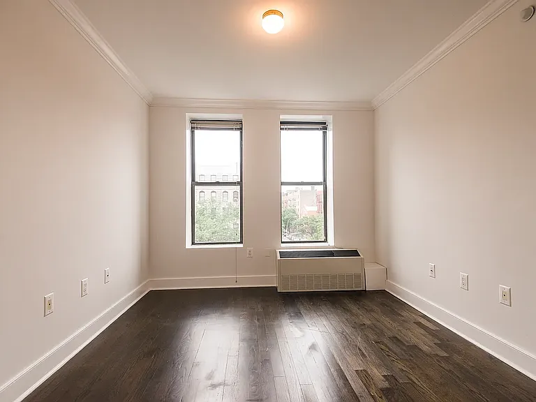 555 Lenox Ave #4G — Photo 5