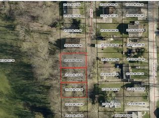 Sunset Dr, Geneva, OH 44041