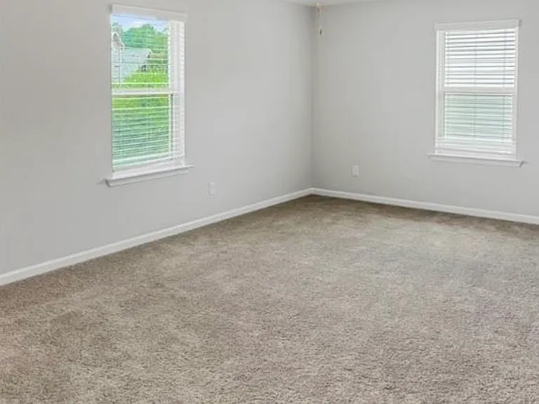 2115 Teale Ln — Photo 11