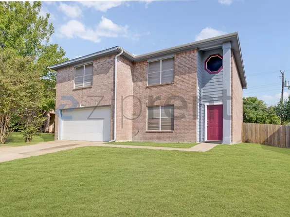 645 Gibson St, Cedar Hill, TX 75104