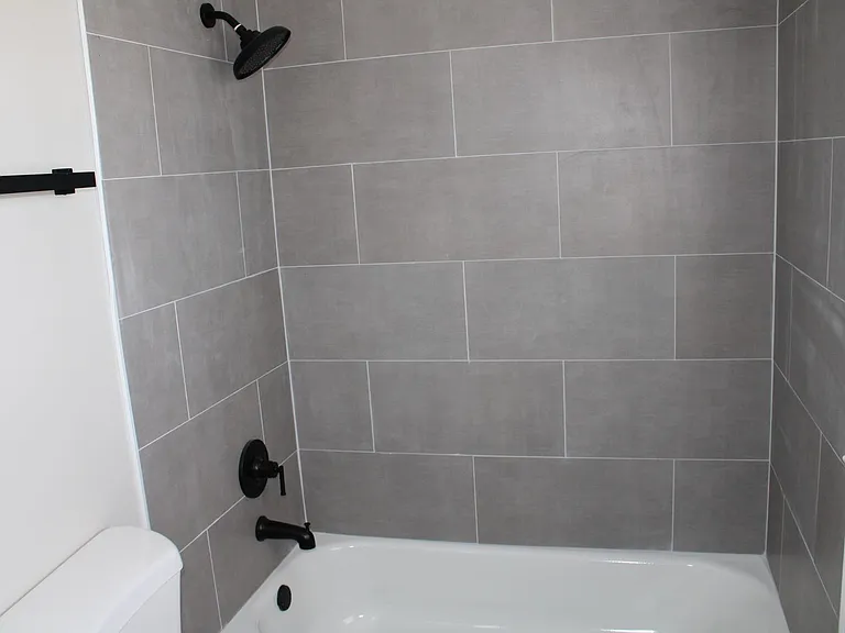 1533 Baltimore Ave — Photo 14