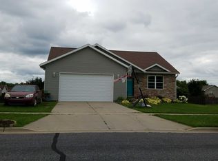 1007 Eagle Ln, Poynette, WI 53955