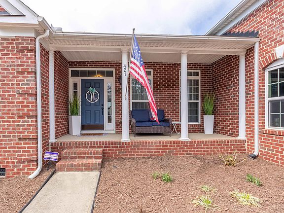 2nd image of 421 Rio Grande Pl