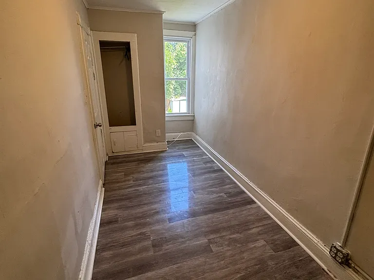 18 Wiley Ave — Photo 12
