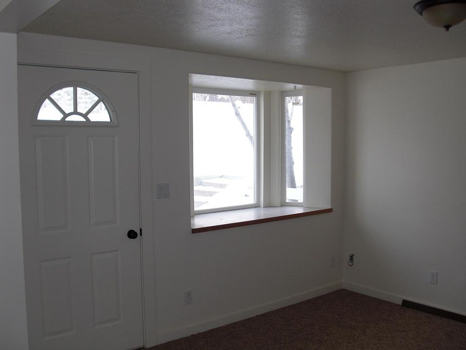 Entryway from living room