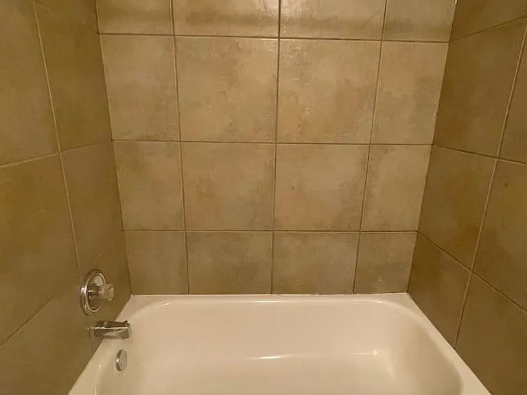 926 Lake Destiny Rd #G — Photo 15