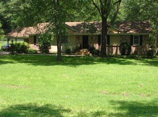 2208 Hickory Rd, Corinth, MS 38834