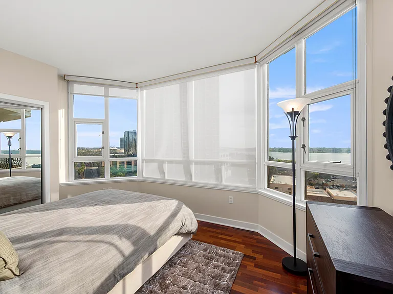 700 W Harbor Dr W #1204 — Photo 12
