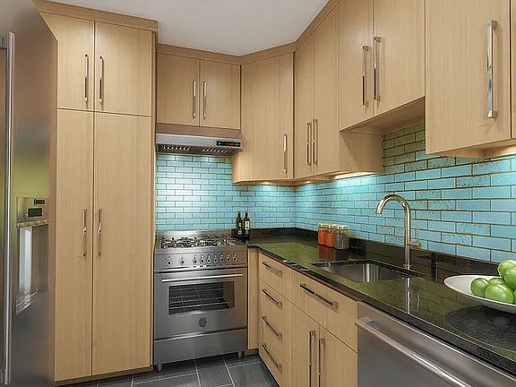 5th image of 330 3rd Ave APT 17K