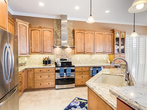 4th image of 10869 W Wikieup Ln