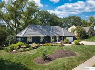 848 S 93rd St, Omaha, NE 68114