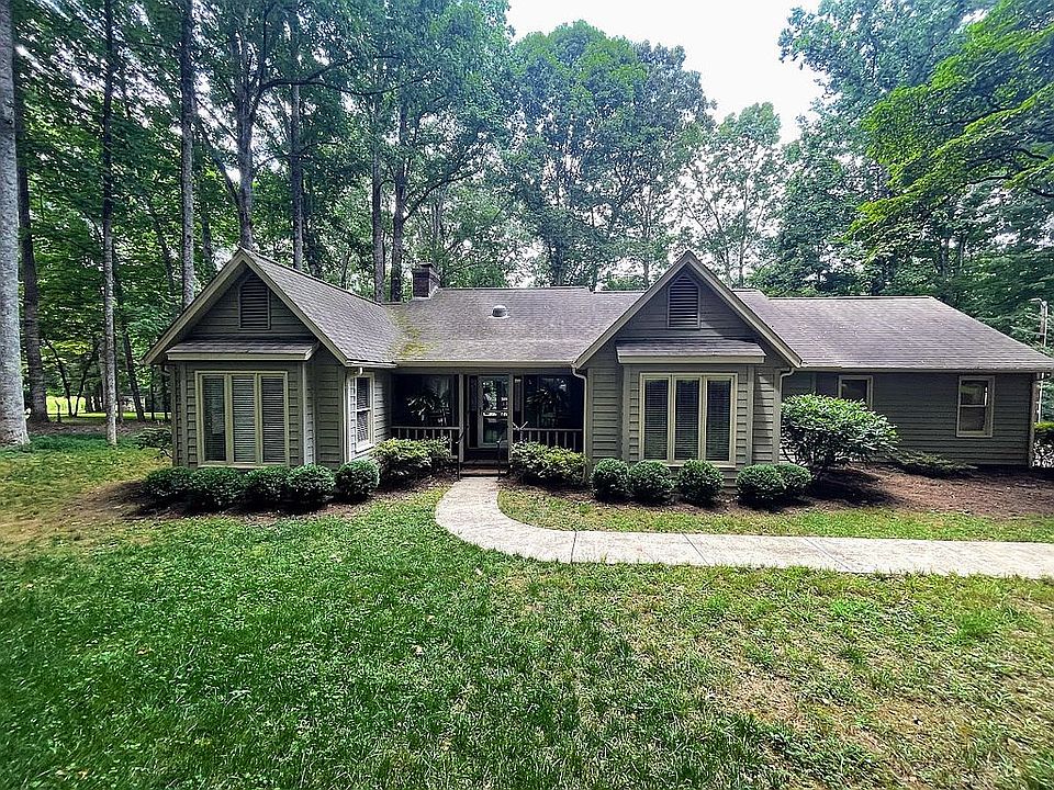 1st image of 1818 Fairway Dr