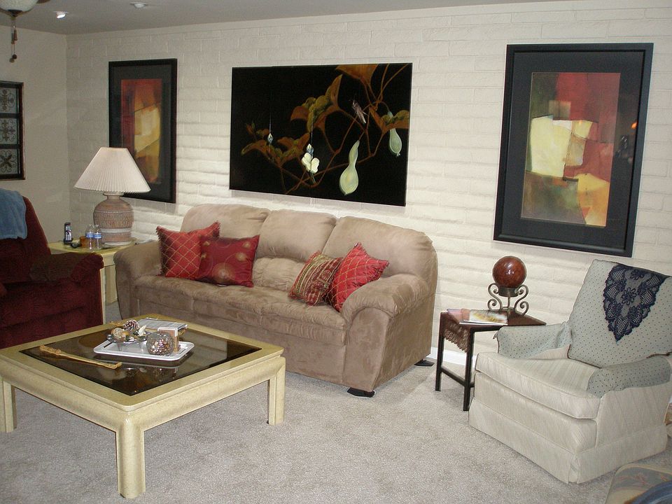 1st image of 4126 N 78th Way