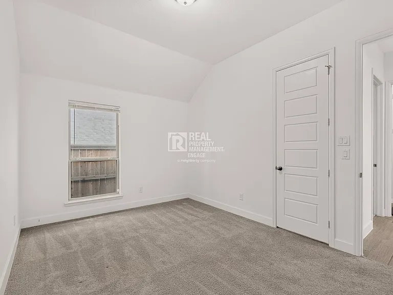 2933 Eccleston St — Photo 31