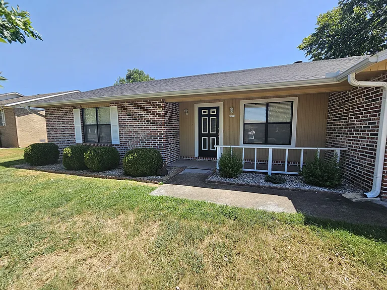 713 S Biscay Ln — Photo 2