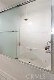 1125 N Heliotrope Dr — Photo 13