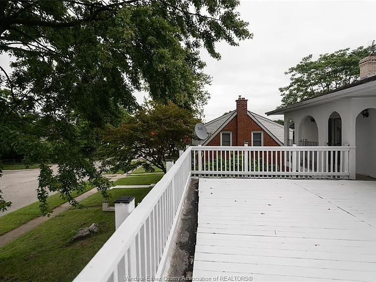 16 Eugenie St #UPPER — Photo 42