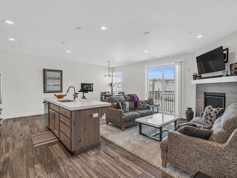 Property is Unfurnished. Photos for ideas only