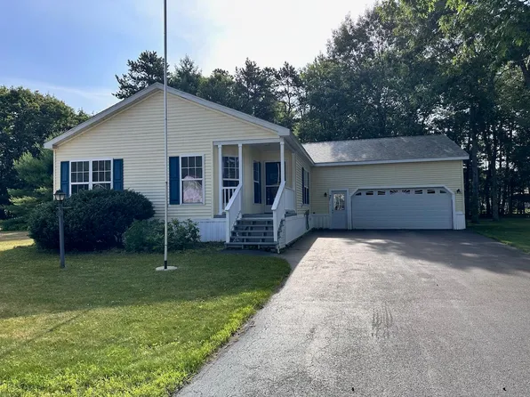 17 Candlewood Drive, Lyman, ME 04002