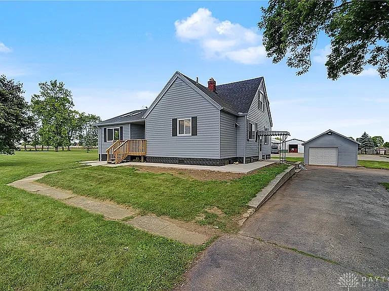 7195 Singer Rd — Photo 1