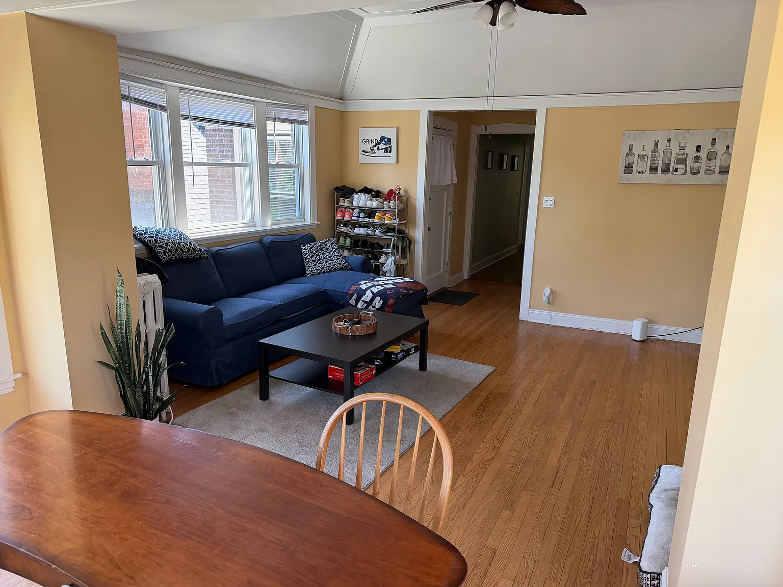 2139 W Touhy Ave — Photo 2