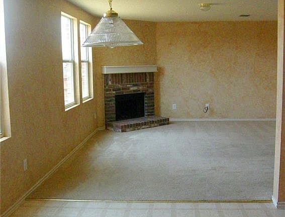 3rd image of 3005 Double Oak Dr