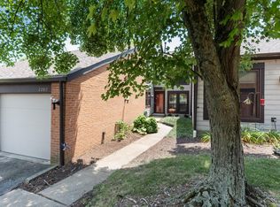 2202 Clough Ridge Dr, Cincinnati, OH 45230